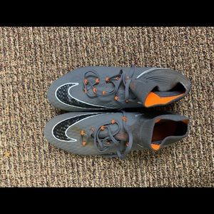 Nike hyper venom cleats